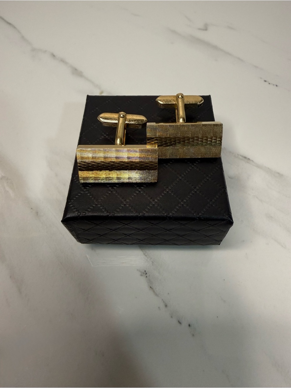 Men's Gold Tone Striped Cufflinks